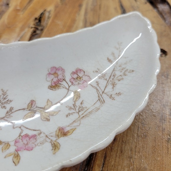 Antique Wheelock China Store Crescent Shape Bone Trinket Jewelry Dish Floral USA - Picture 5 of 9
